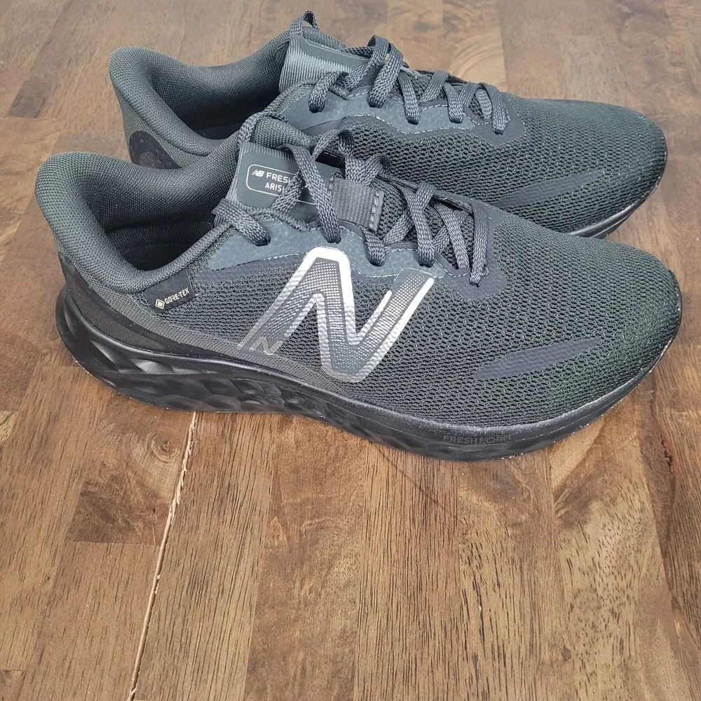 New Balance Fresh Foam Arishi V4 WARISGB4 Women's Running Shoe  Sz  9.5D